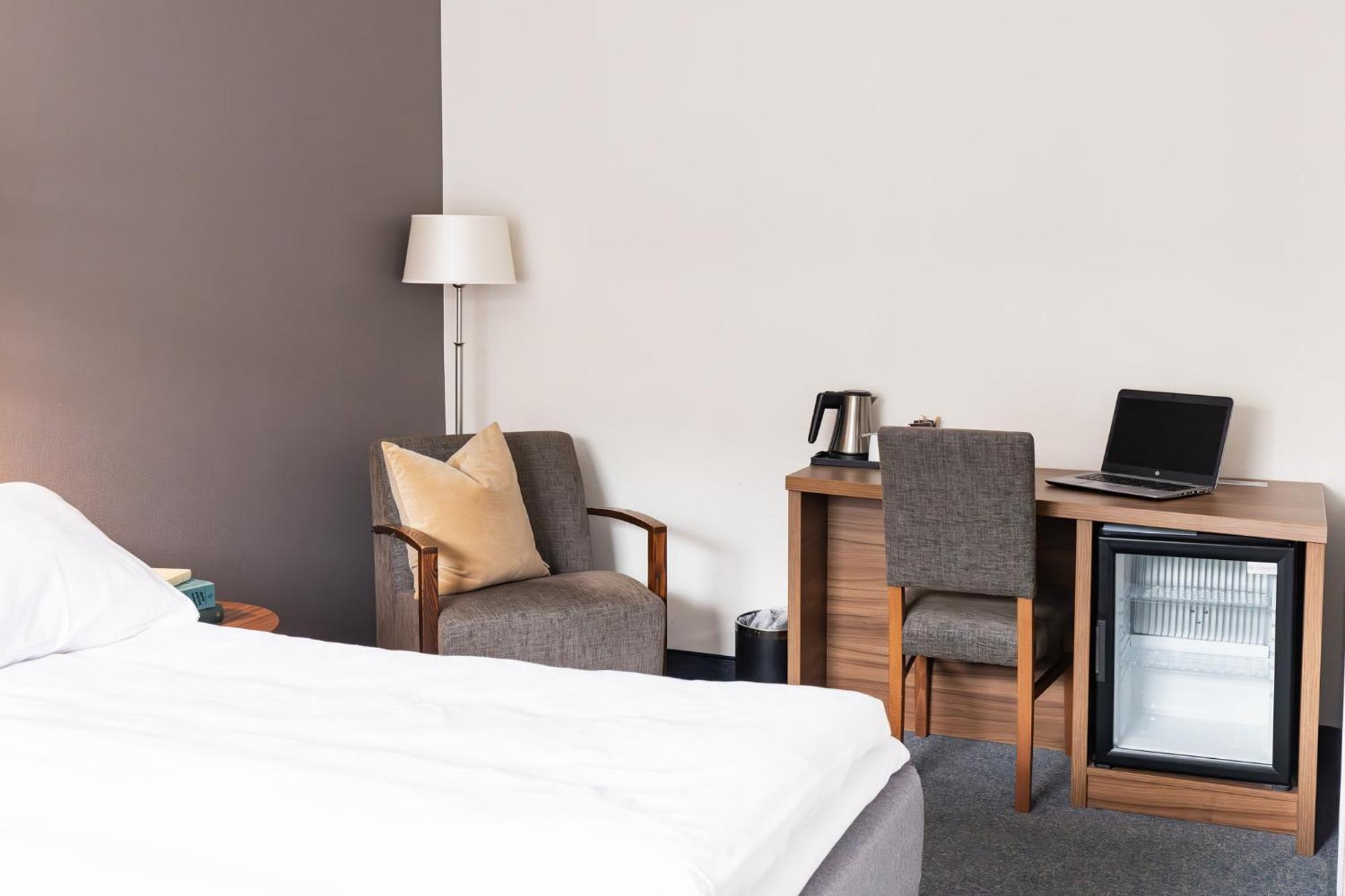 Thon Partner Hotel Backlund Левангер Экстерьер фото