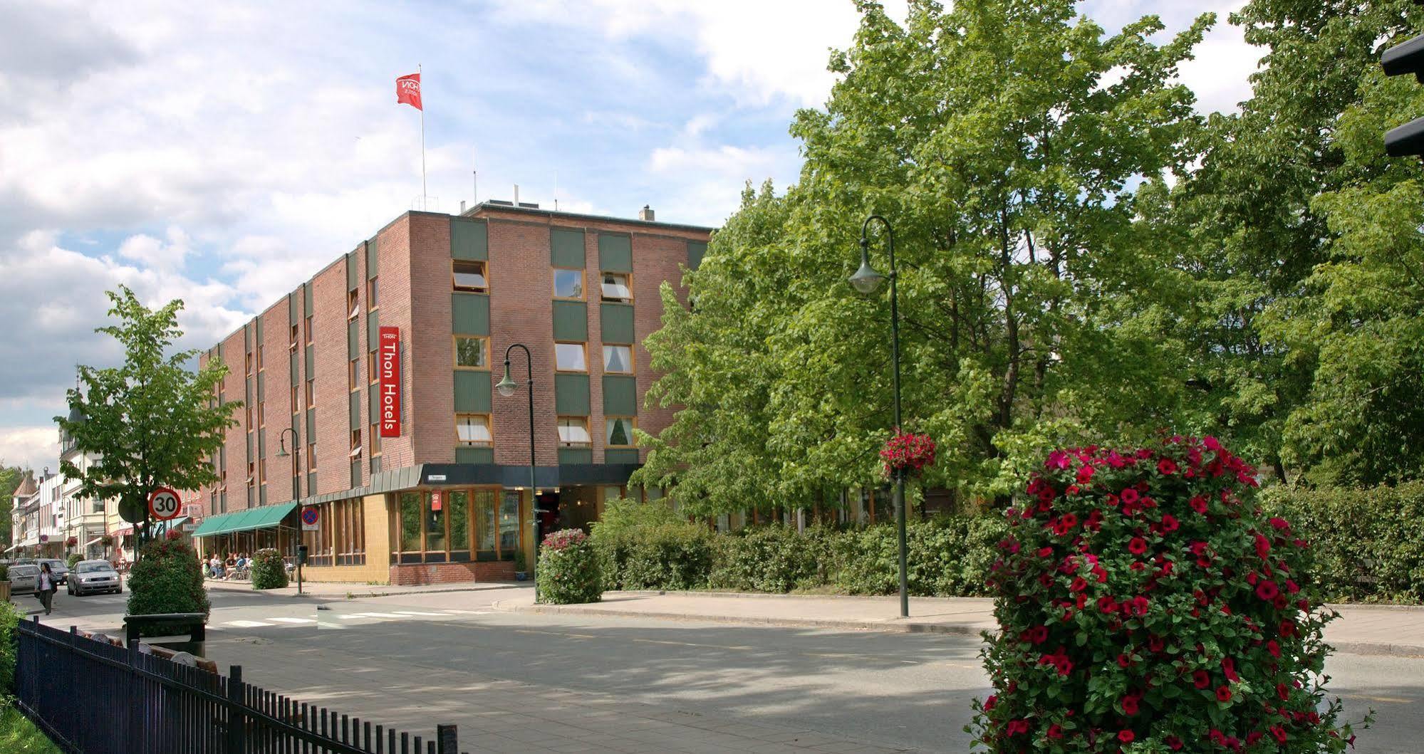 Thon Partner Hotel Backlund Левангер Экстерьер фото